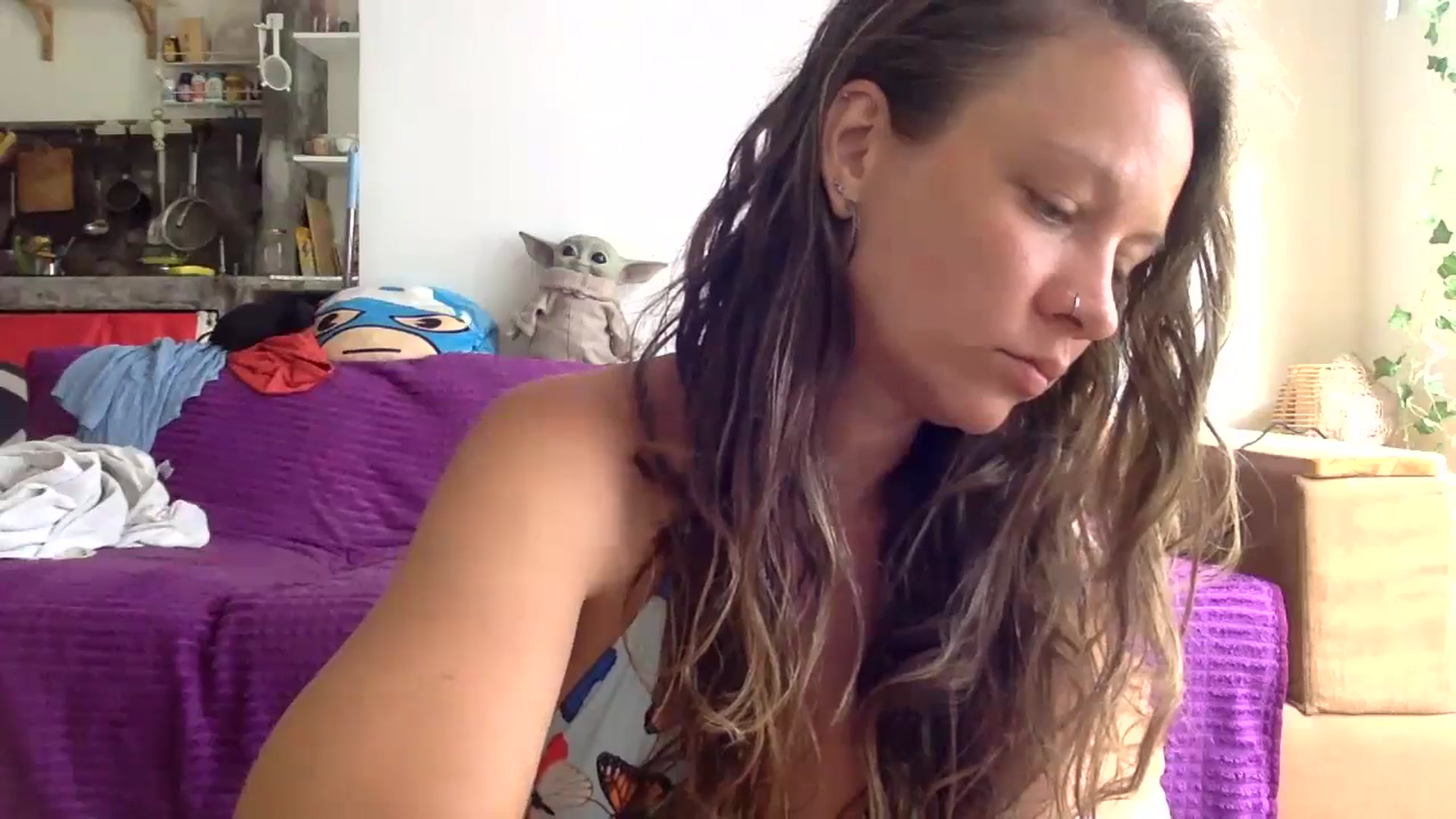 Gallery image thumbnail from Qi_ra's myfreecams stream on, 09/28/2024, 24:53 image 20 of 20