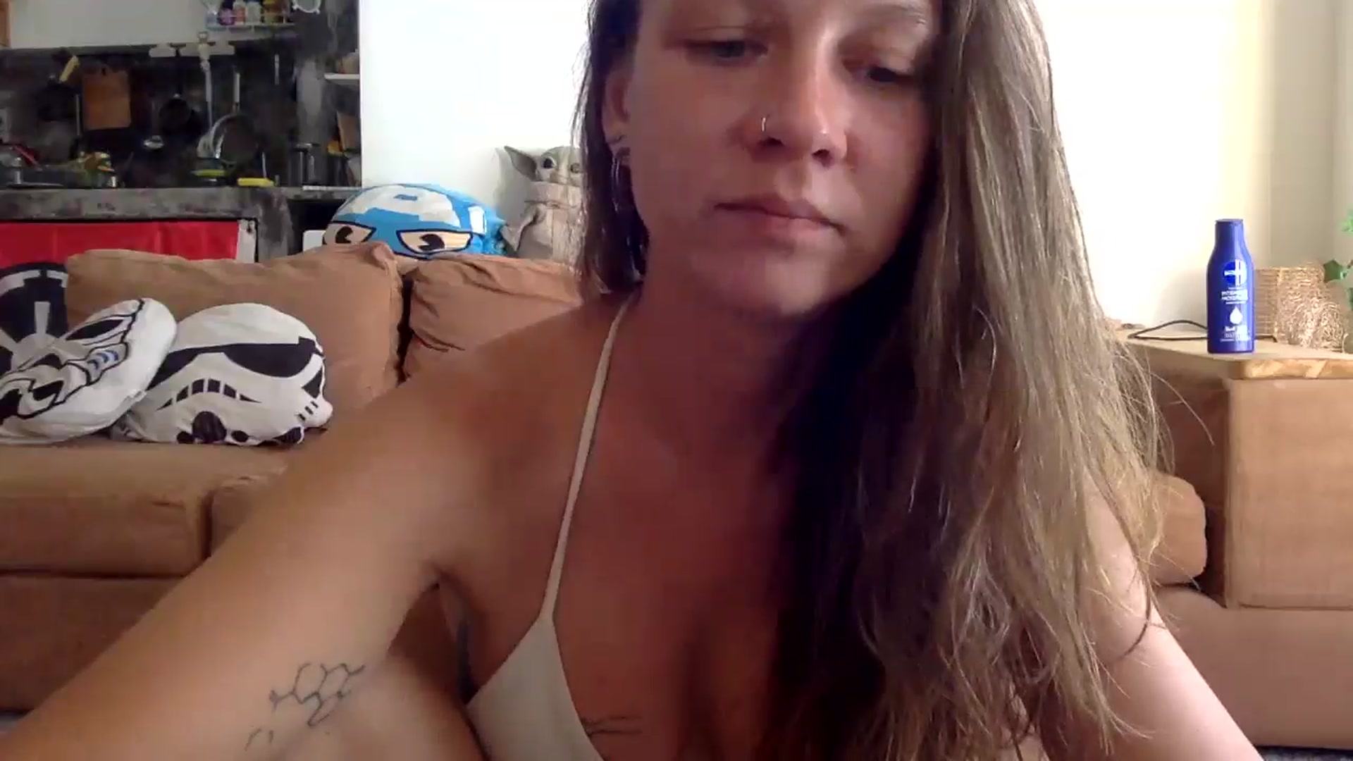 Gallery image thumbnail from Qi_ra's myfreecams stream on, 09/29/2024, 07:23 image 4 of 20