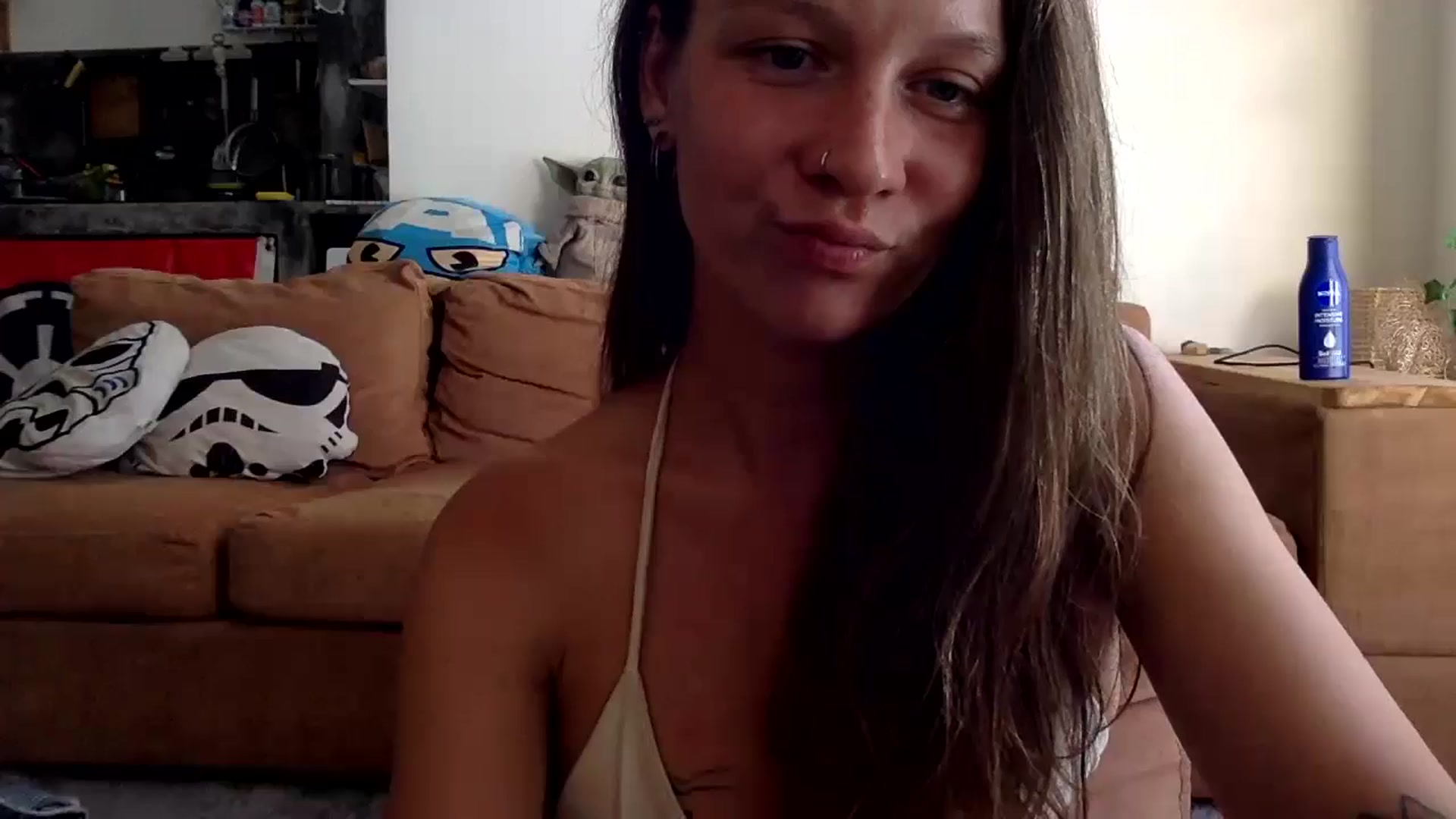 Gallery image thumbnail from Qi_ra's myfreecams stream on, 09/29/2024, 07:23 image 13 of 20