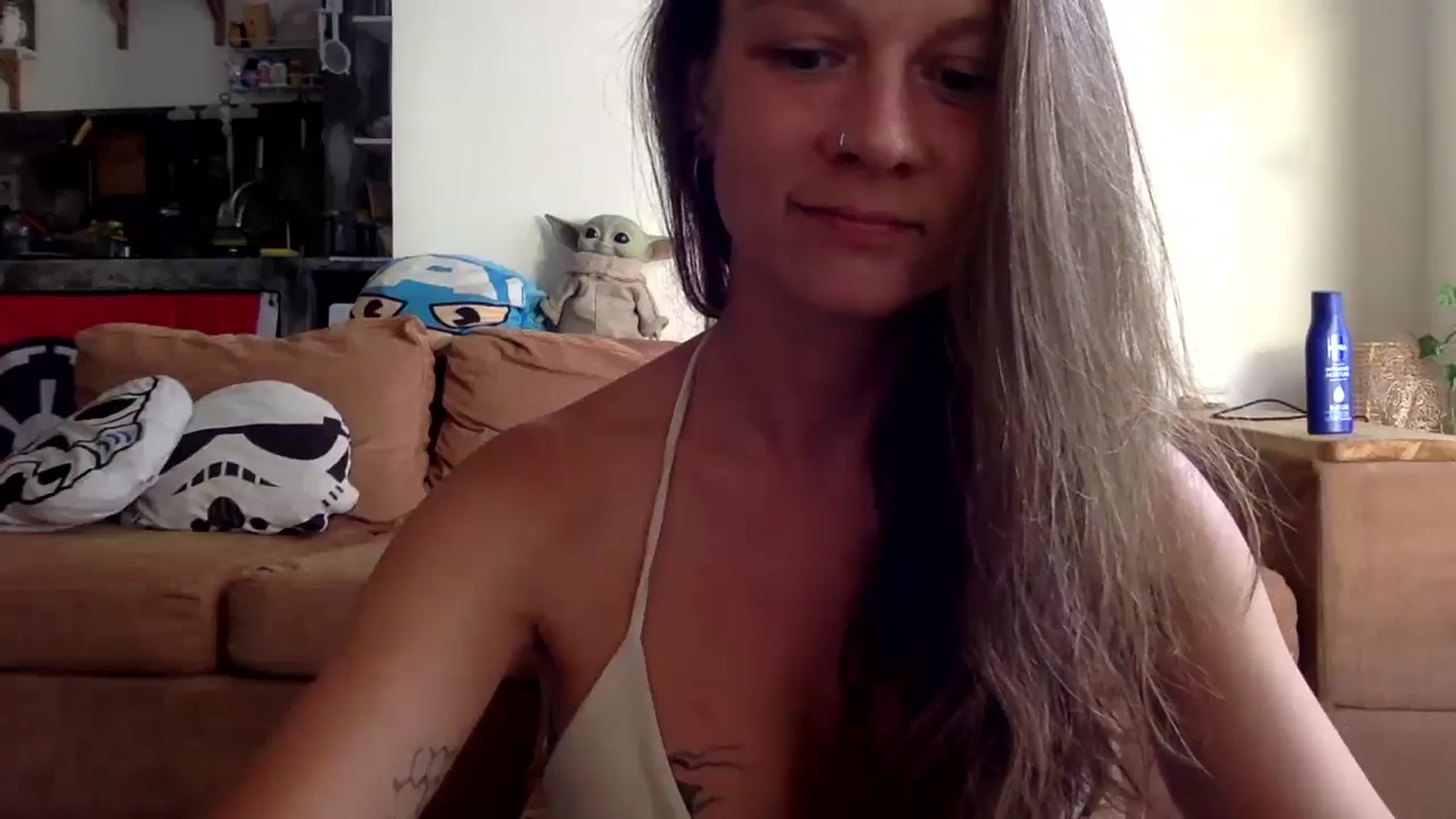 Gallery image thumbnail from Qi_ra's myfreecams stream on, 09/29/2024, 08:55 image 9 of 20