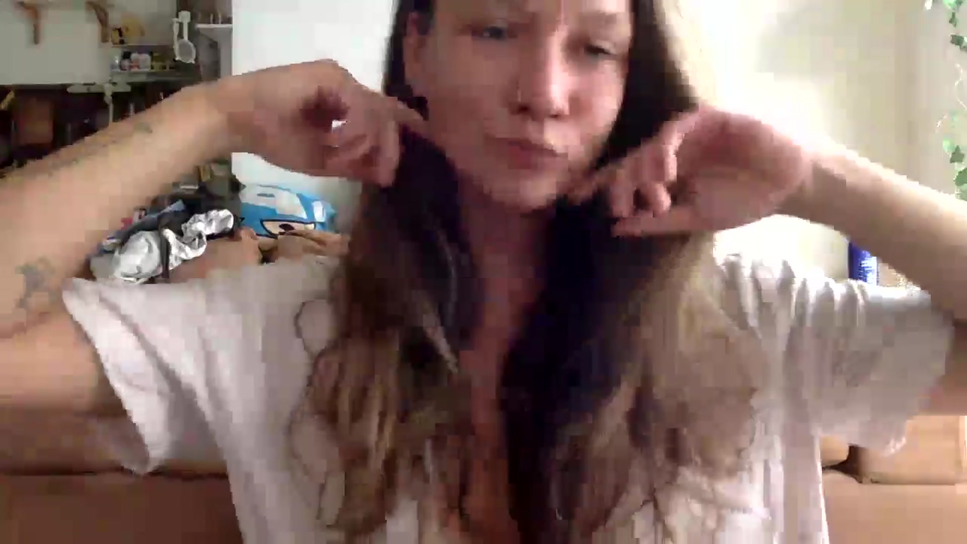 Gallery image thumbnail from Qi_ra's myfreecams stream on, 09/29/2024, 23:31 image 15 of 20