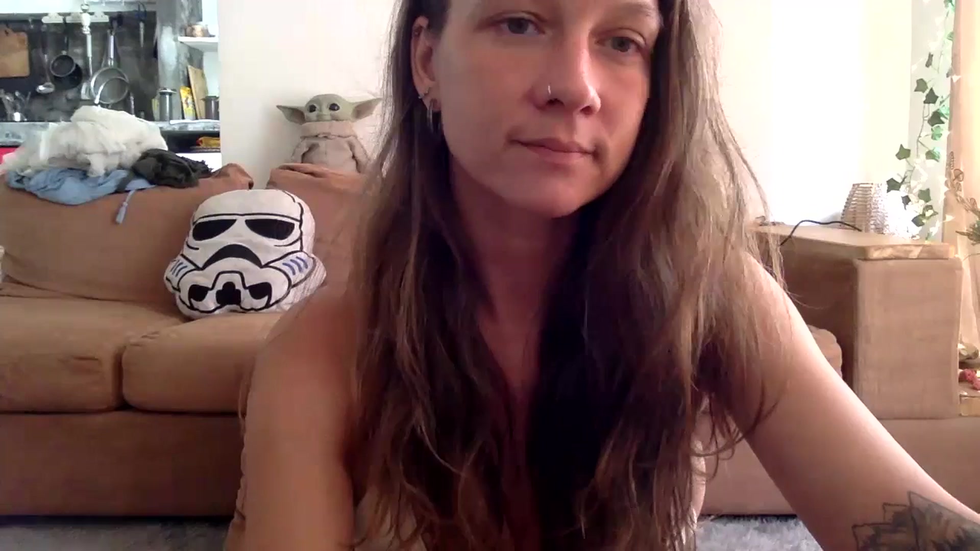 Gallery image thumbnail from Qi_ra's myfreecams stream on, 10/01/2024, 02:40 image 3 of 20