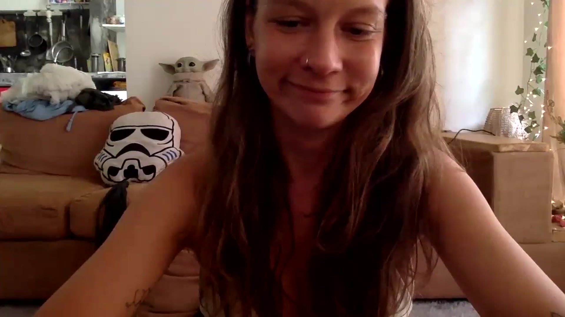 Gallery image thumbnail from Qi_ra's myfreecams stream on, 10/01/2024, 02:40 image 19 of 20