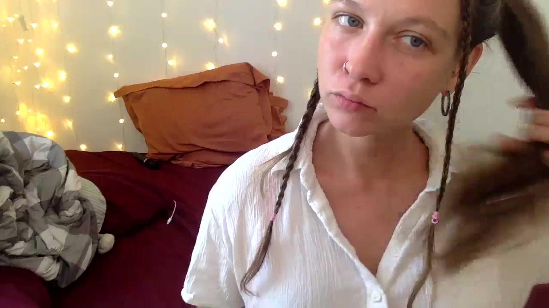 Gallery image thumbnail from Qi_ra's myfreecams stream on, 10/22/2024, 07:13 image 7 of 20