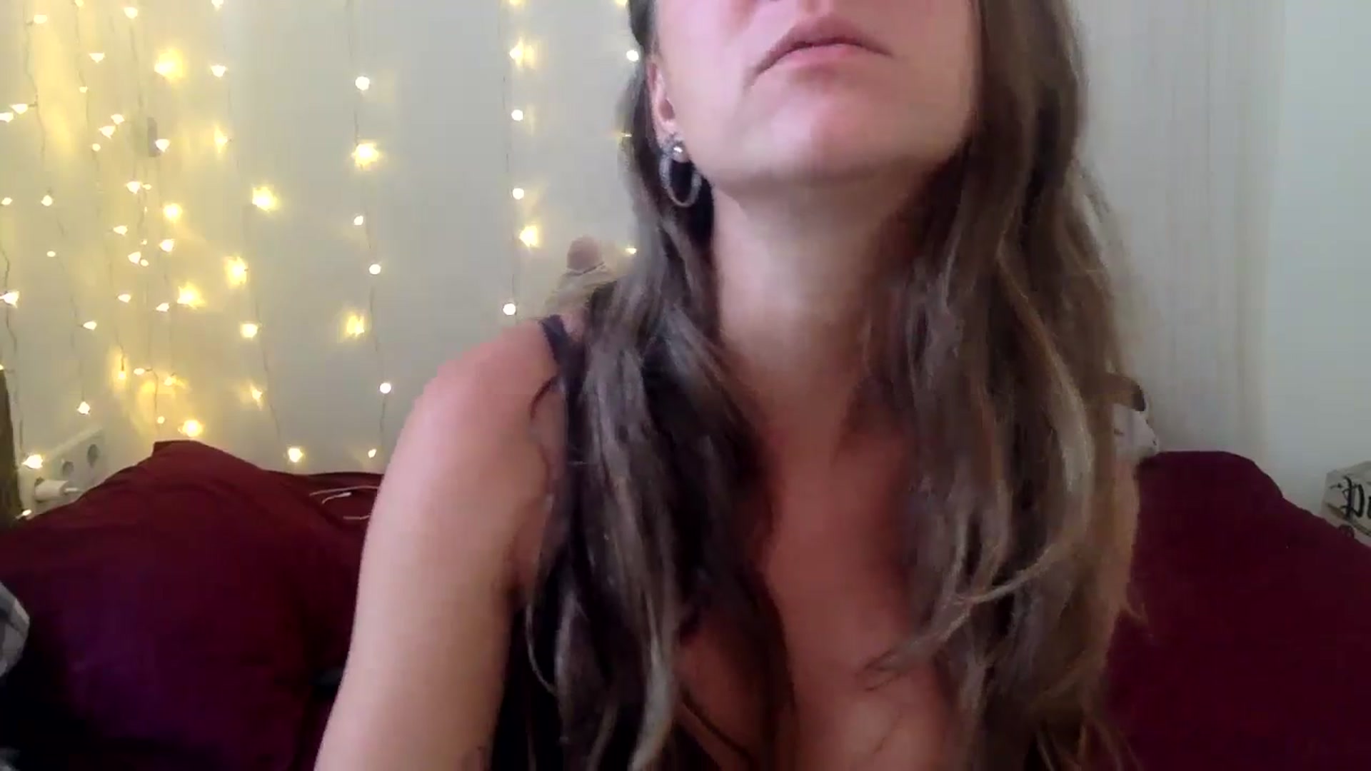 Gallery image thumbnail from Qi_ra's myfreecams stream on, 10/26/2024, 07:57 image 12 of 20