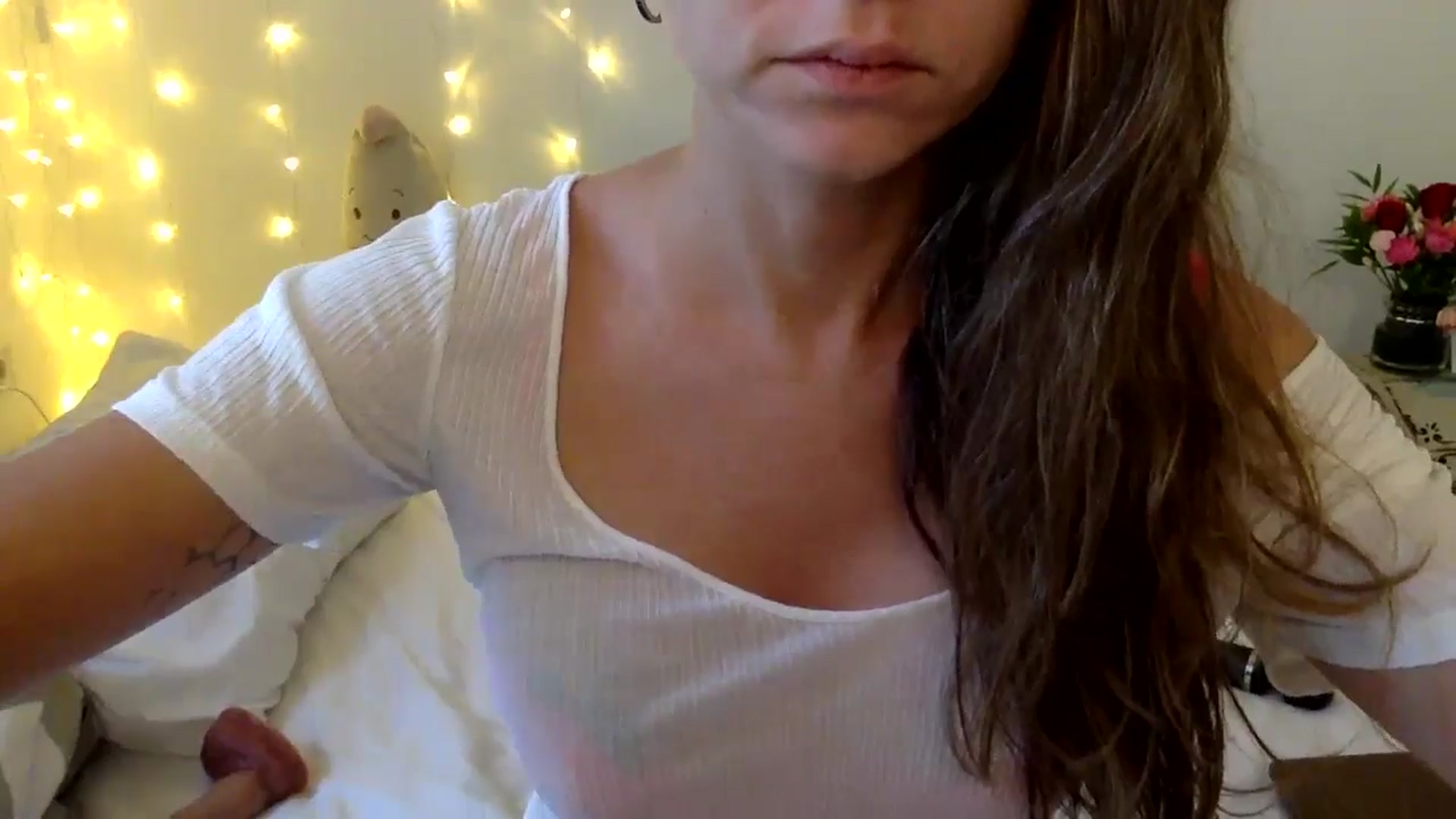 Gallery image thumbnail from Qi_ra's myfreecams stream on, 10/31/2024, 01:05 image 5 of 20