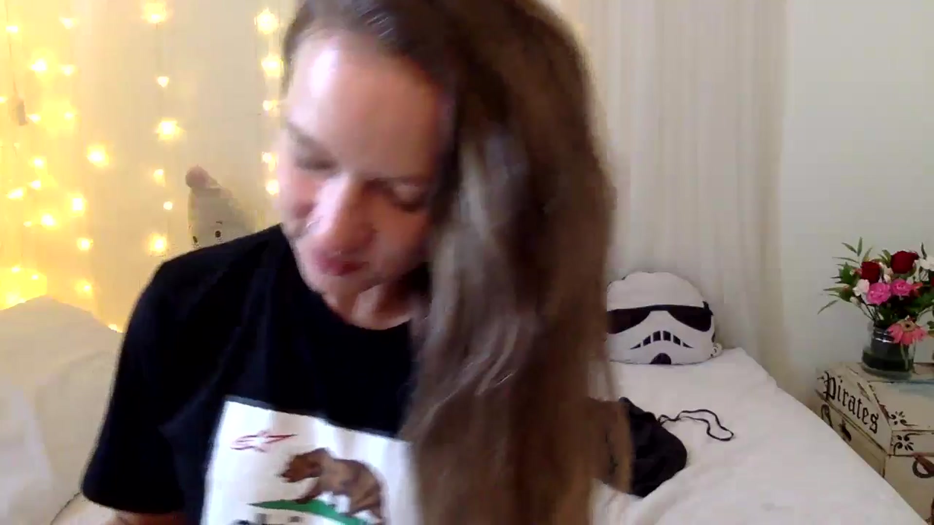 Gallery image thumbnail from Qi_ra's myfreecams stream on, 11/02/2024, 01:51 image 8 of 20