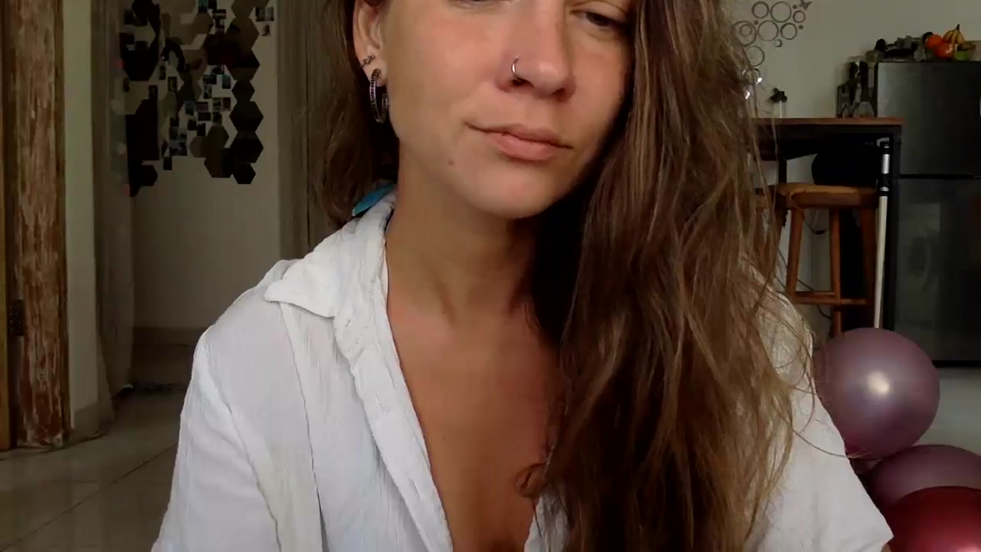 Gallery image thumbnail from Qi_ra's myfreecams stream on, 01/21/2025, 01:24 image 16 of 20