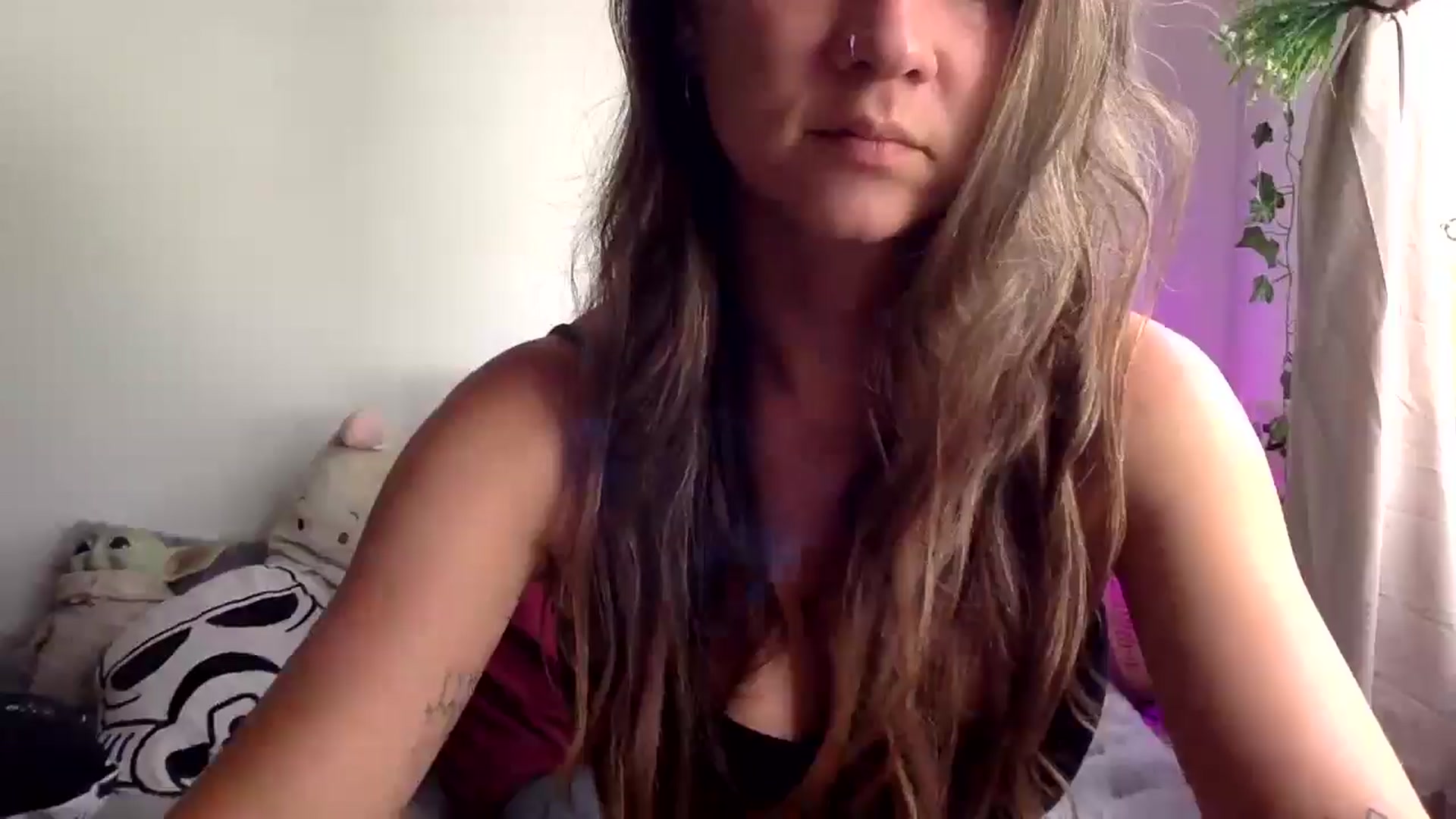 Gallery image thumbnail from Qi_ra's myfreecams stream on, 02/26/2025, 09:05 image 16 of 20