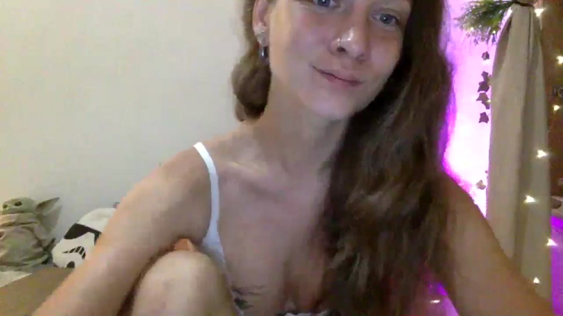 Gallery image thumbnail from Qi_ra's myfreecams stream on, 03/04/2025, 13:34 image 13 of 20