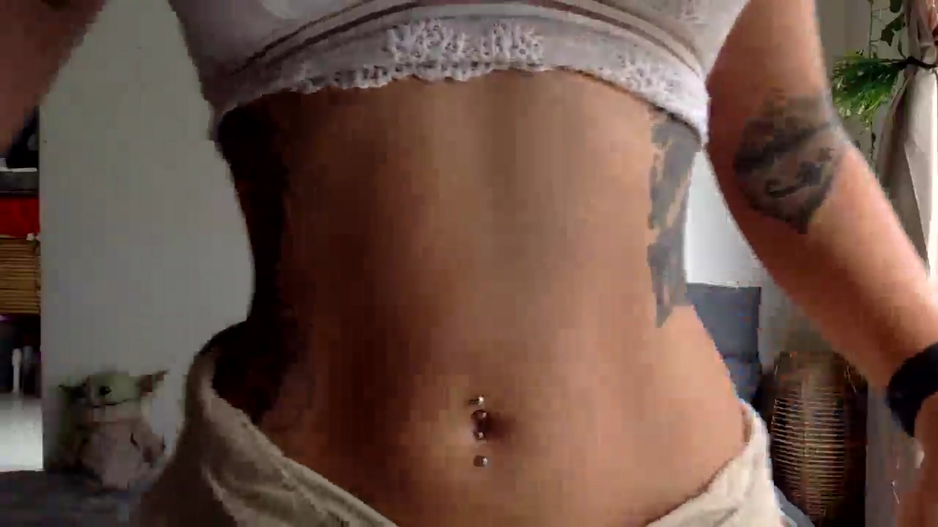 Gallery image thumbnail from Qi_ra's myfreecams stream on, 03/17/2025, 03:20 image 5 of 20