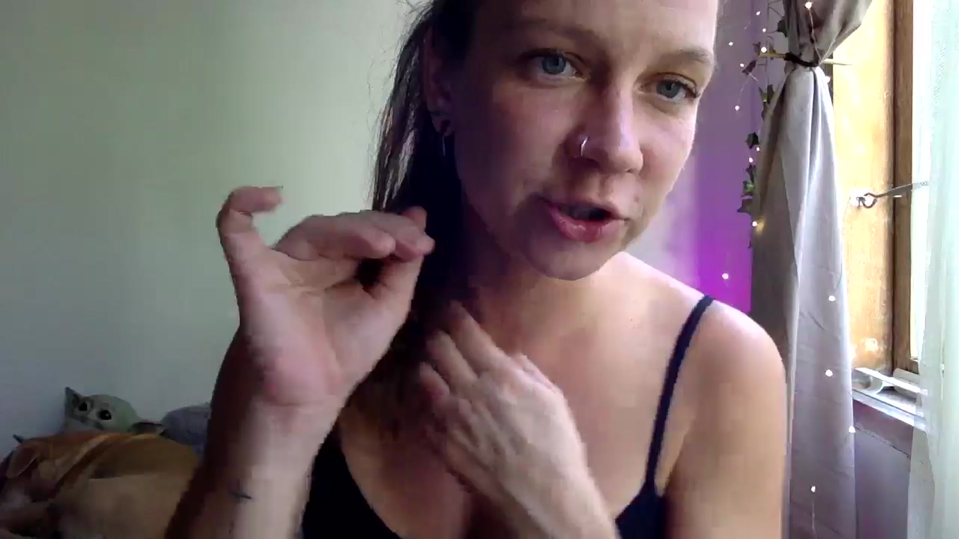 Gallery image thumbnail from Qi_ra's myfreecams stream on, 04/07/2025, 09:08 image 11 of 20
