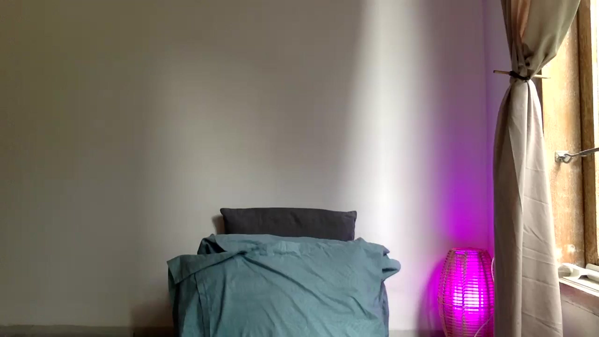 Gallery image thumbnail from Qi_ra's myfreecams stream on, 04/10/2025, 23:52 image 1 of 20