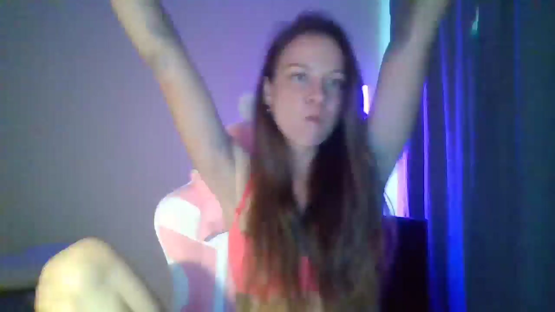 Gallery image thumbnail from Qi_ra's myfreecams stream on, 04/27/2025, 10:57 image 8 of 20
