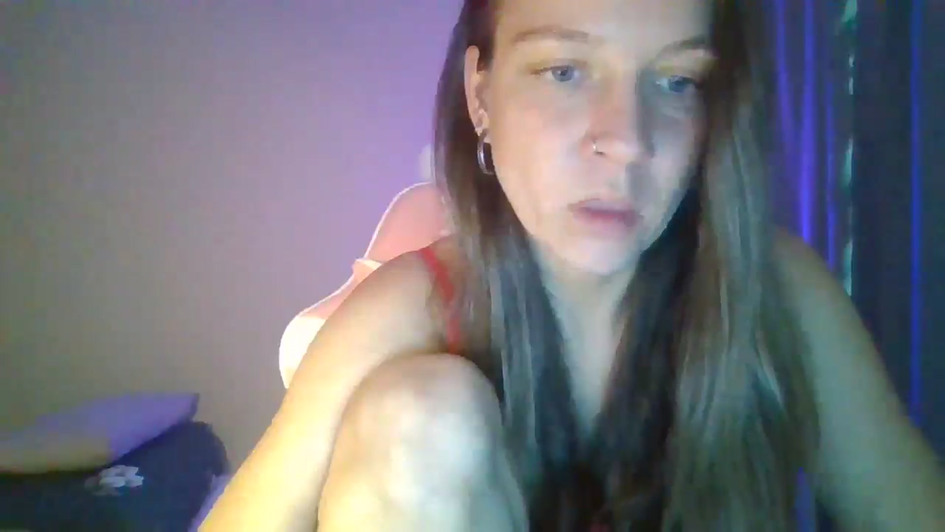 Gallery image thumbnail from Qi_ra's myfreecams stream on, 04/27/2025, 11:26 image 20 of 20