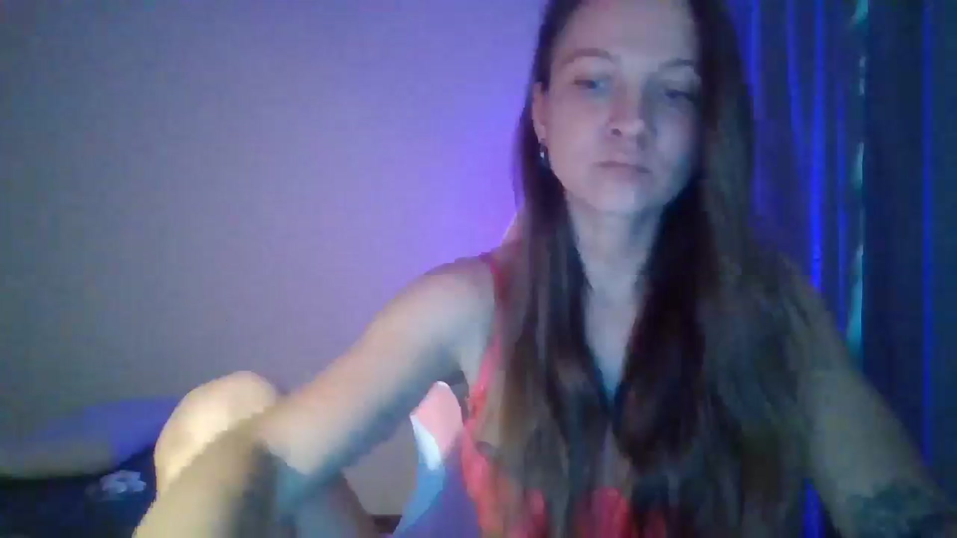Gallery image thumbnail from Qi_ra's myfreecams stream on, 04/27/2025, 11:26 image 9 of 20