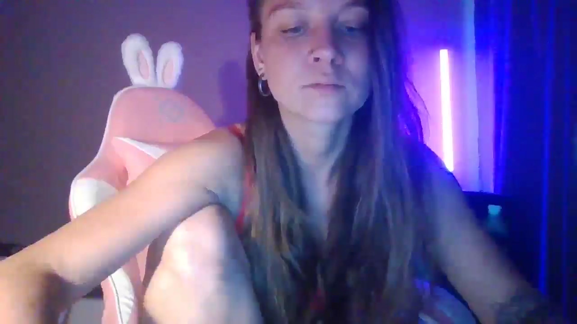Gallery image thumbnail from Qi_ra's myfreecams stream on, 04/27/2025, 15:38 image 7 of 20