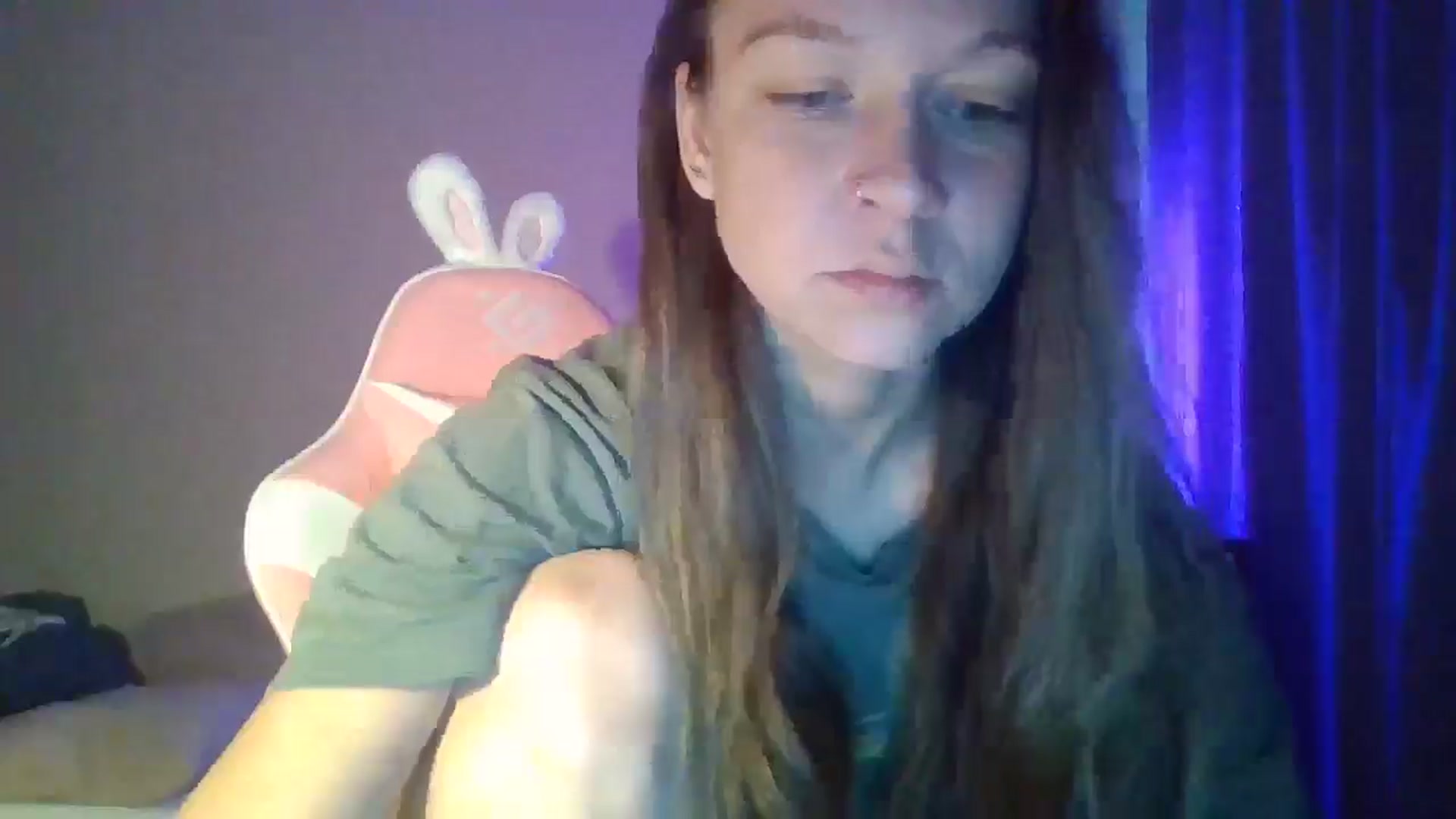 Gallery image thumbnail from Qi_ra's myfreecams stream on, 04/28/2025, 06:21 image 4 of 20