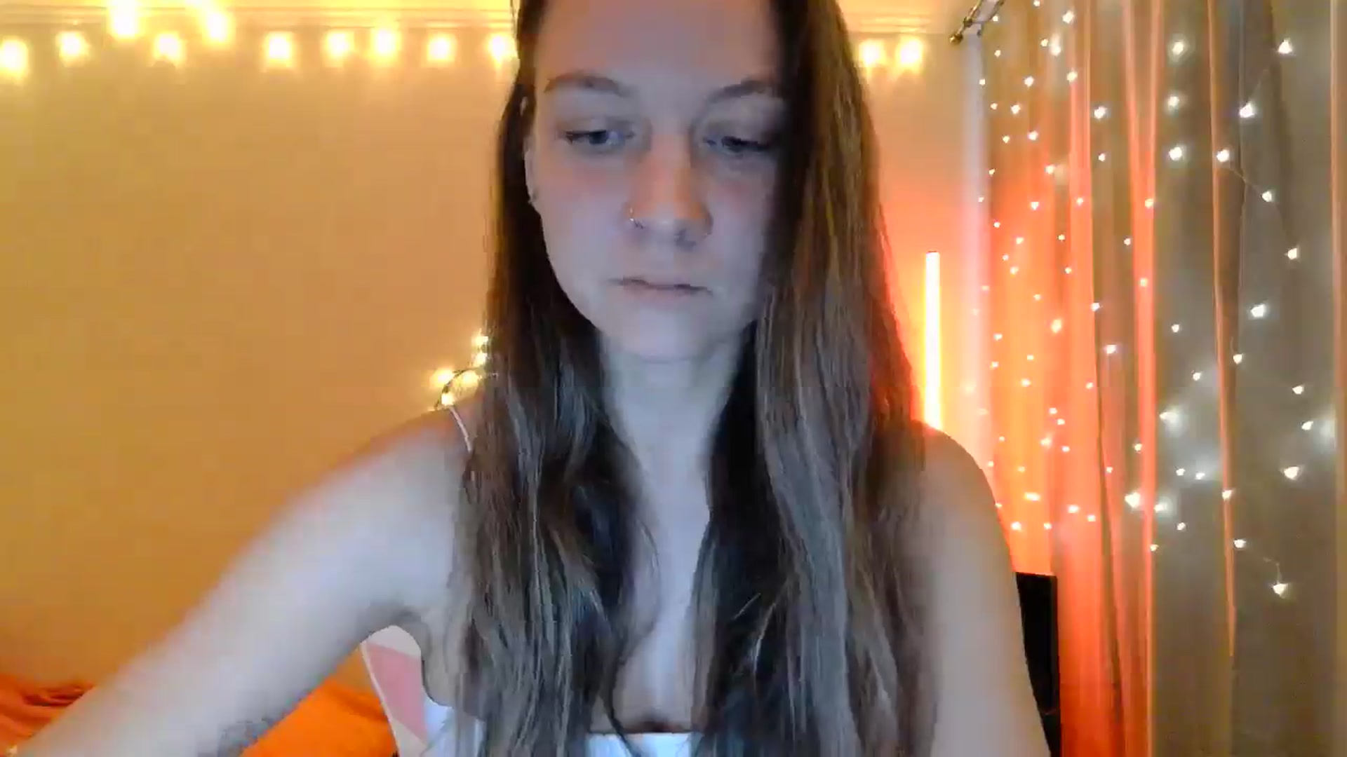 Gallery image thumbnail from Qi_ra's myfreecams stream on, 05/06/2025, 06:58 image 13 of 20