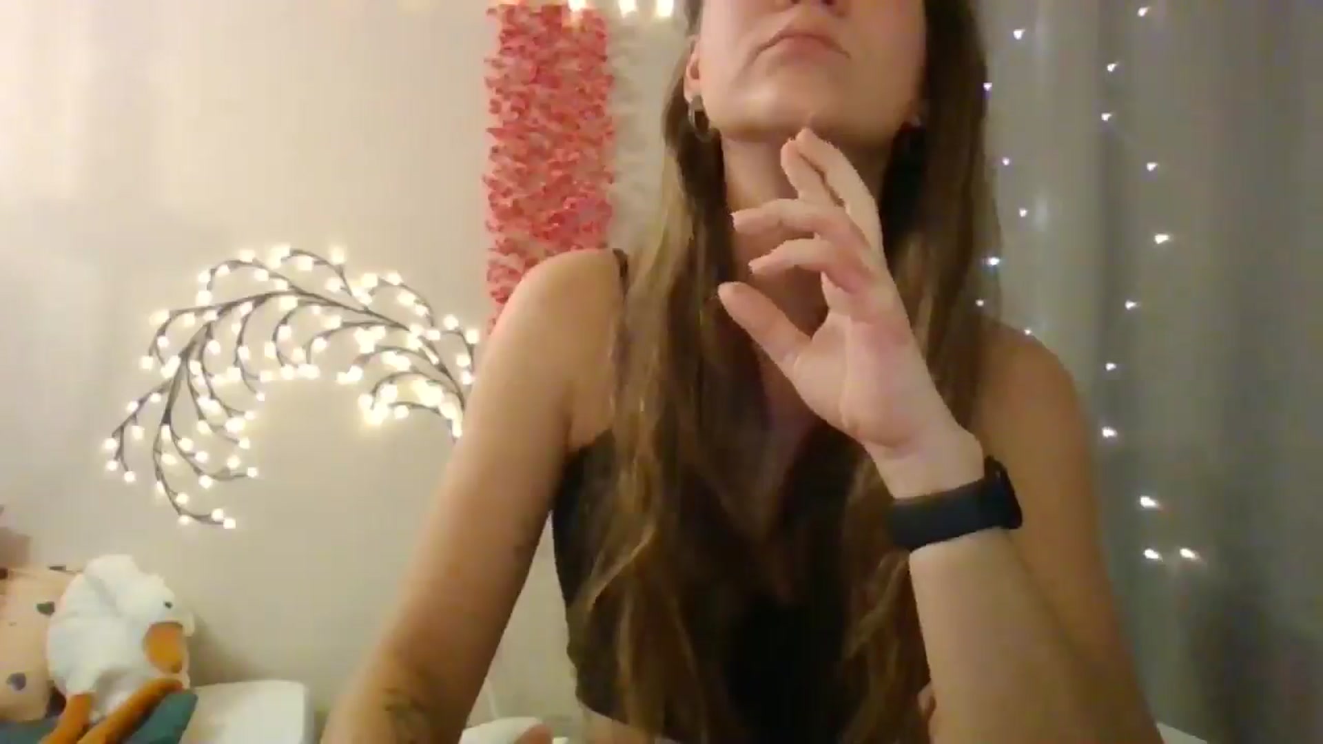 Gallery image thumbnail from Qi_ra's myfreecams stream on, 06/09/2025, 17:37 image 5 of 20