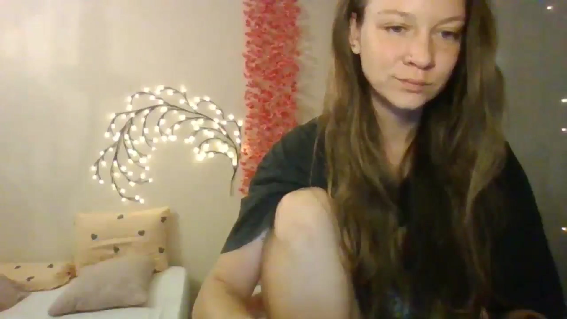 Gallery image thumbnail from Qi_ra's myfreecams stream on, 06/14/2025, 08:41 image 2 of 20