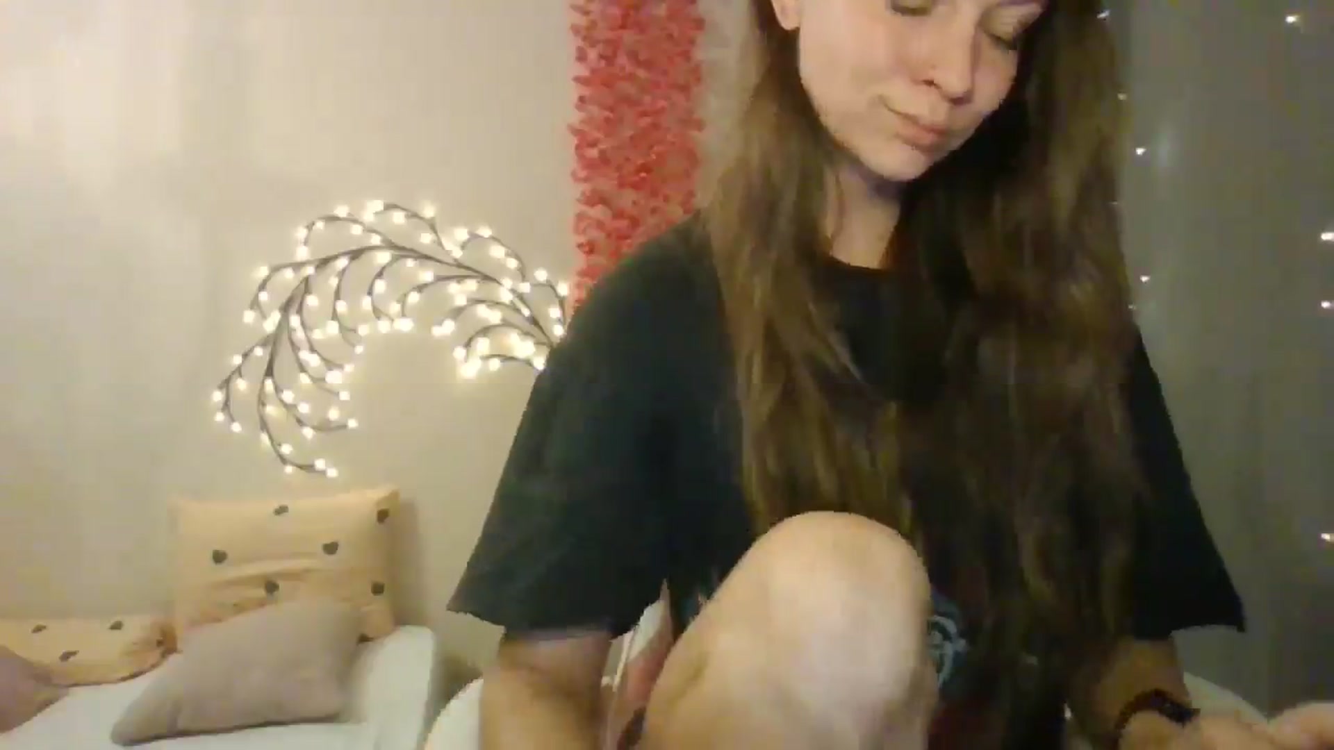 Gallery image thumbnail from Qi_ra's myfreecams stream on, 06/14/2025, 09:35 image 5 of 20