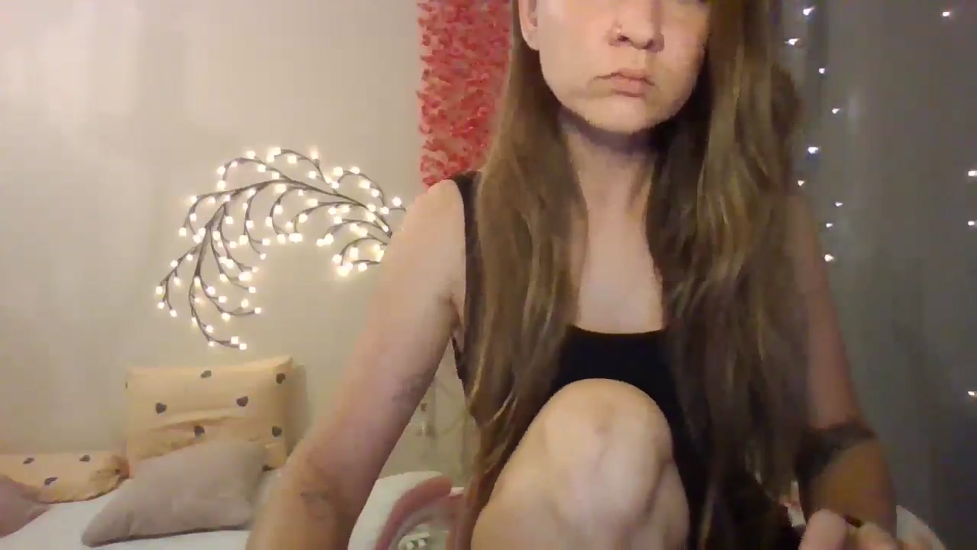 Gallery image thumbnail from Qi_ra's myfreecams stream on, 06/14/2025, 09:35 image 19 of 20