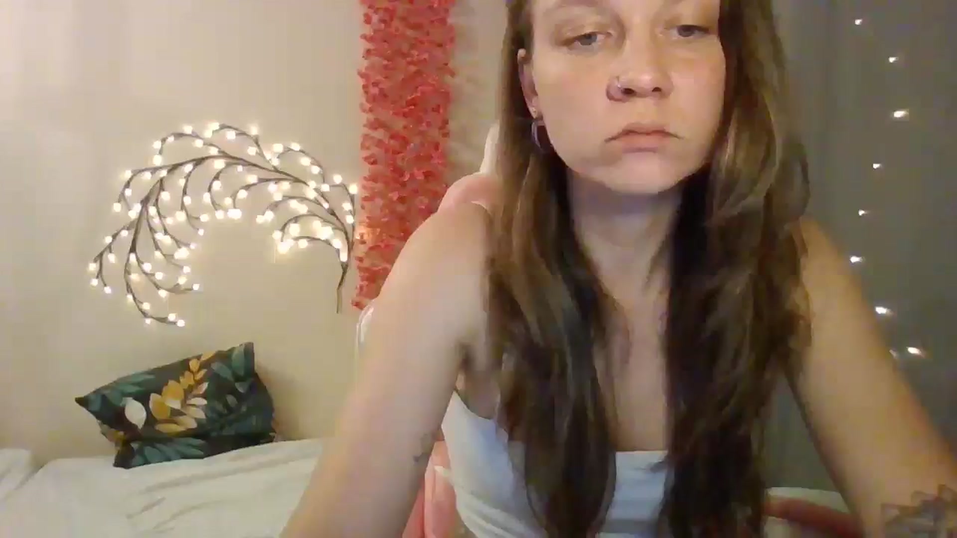Gallery image thumbnail from Qi_ra's myfreecams stream on, 07/01/2025, 09:35 image 20 of 20