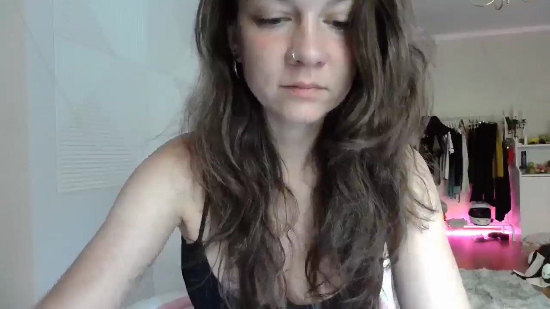Gallery image thumbnail from Qi_ra's myfreecams stream on, 07/30/2025, 07:48 image 19 of 20