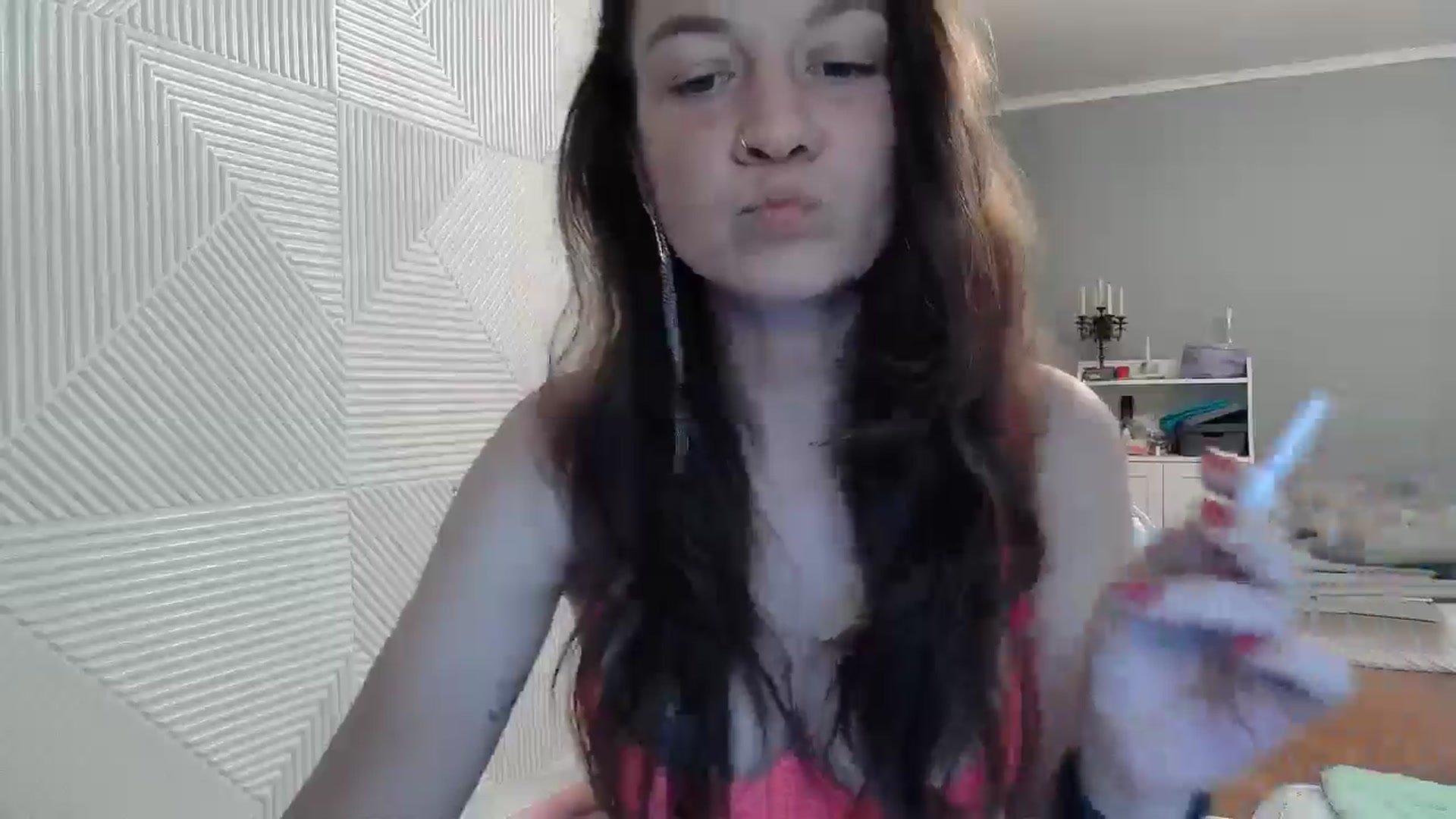 Gallery image thumbnail from Qi_ra's myfreecams stream on, 08/21/2025, 07:01 image 11 of 20