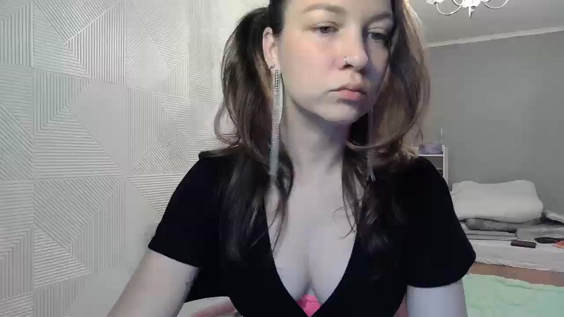 Gallery image thumbnail from Qi_ra's myfreecams stream on, 08/23/2025, 05:56 image 11 of 20