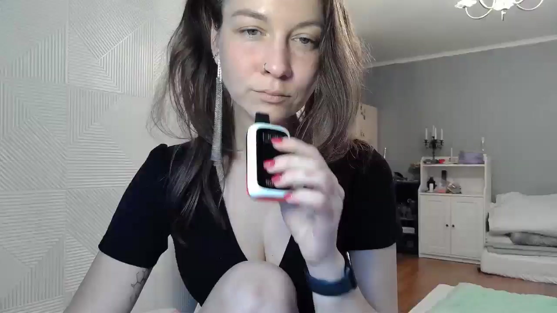 Gallery image thumbnail from Qi_ra's myfreecams stream on, 08/23/2025, 08:47 image 1 of 20