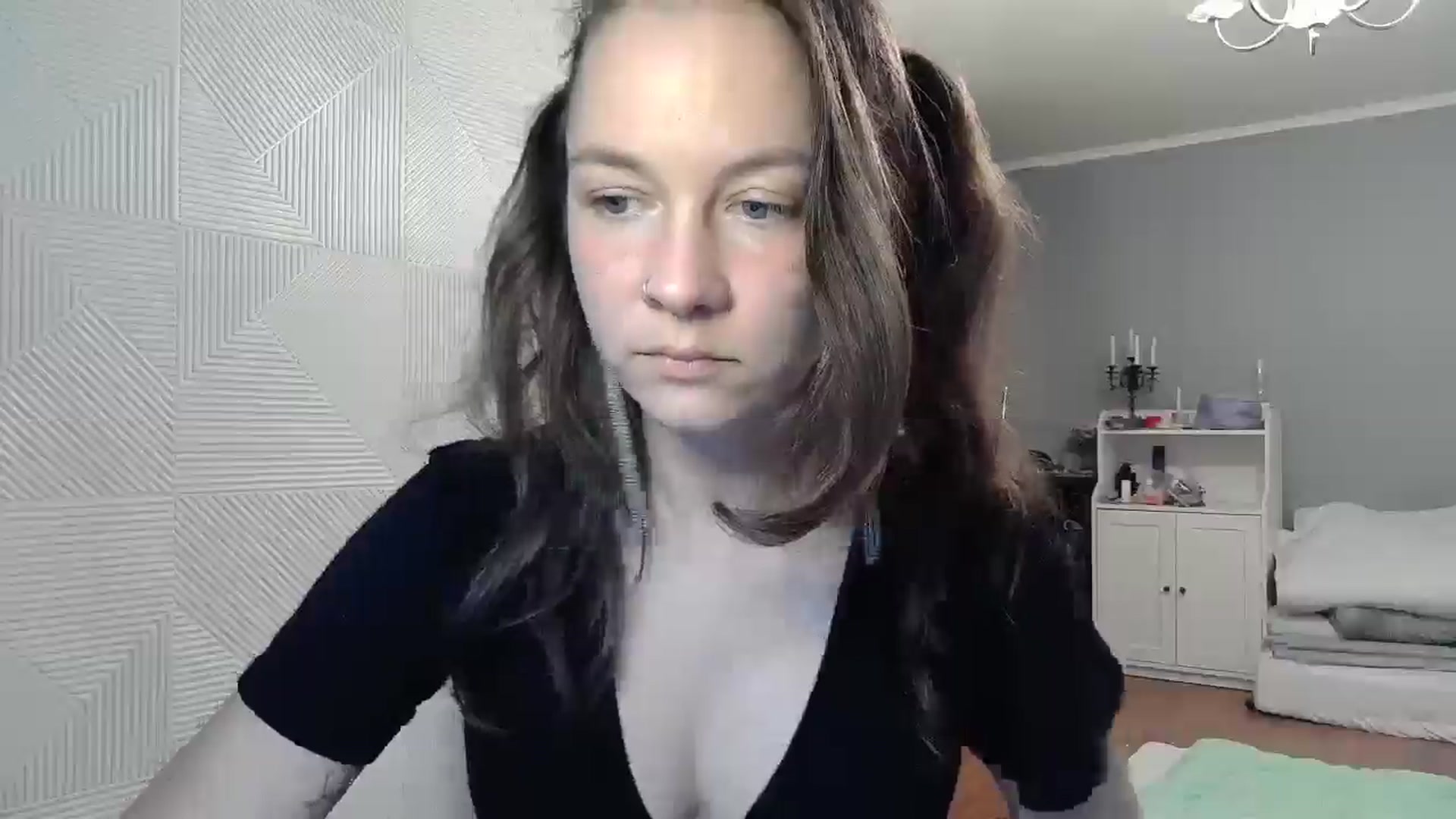 Gallery image thumbnail from Qi_ra's myfreecams stream on, 08/23/2025, 08:47 image 18 of 20
