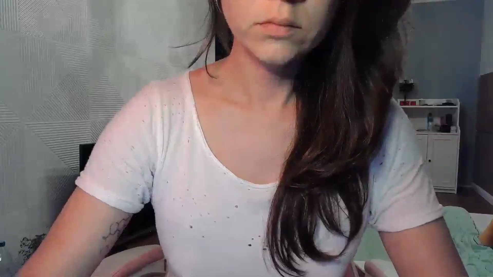 Gallery image thumbnail from Qi_ra's myfreecams stream on, 09/08/2025, 07:04 image 5 of 20