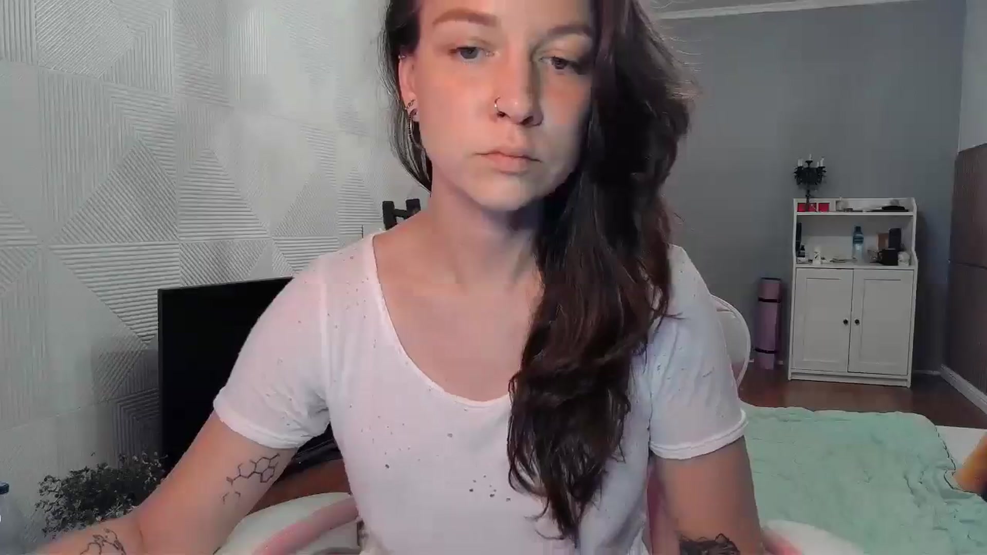 Gallery image thumbnail from Qi_ra's myfreecams stream on, 09/08/2025, 07:04 image 14 of 20