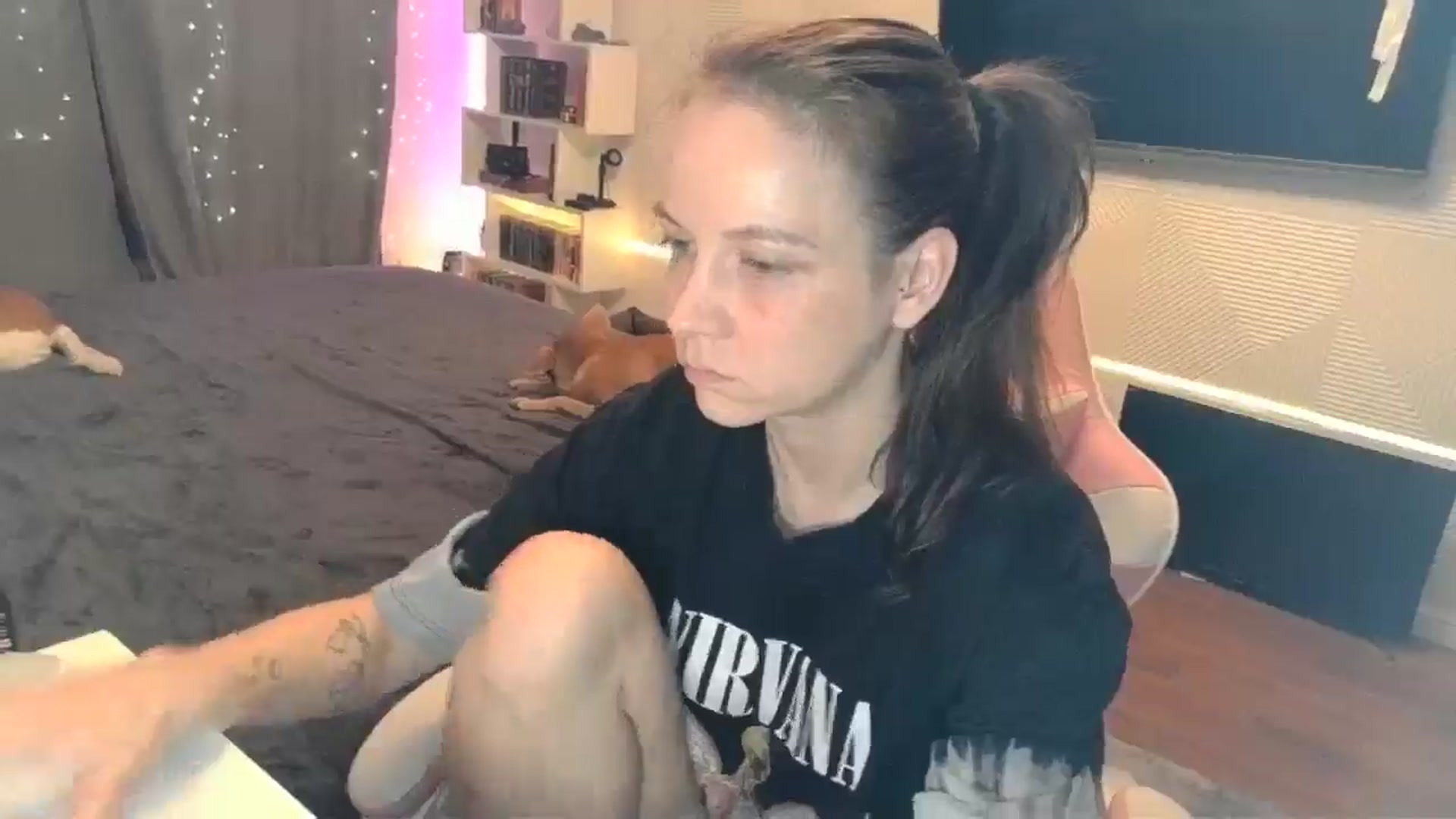 Gallery image thumbnail from Qi_ra's myfreecams stream on, 01/01/2026, 23:04 image 2 of 20