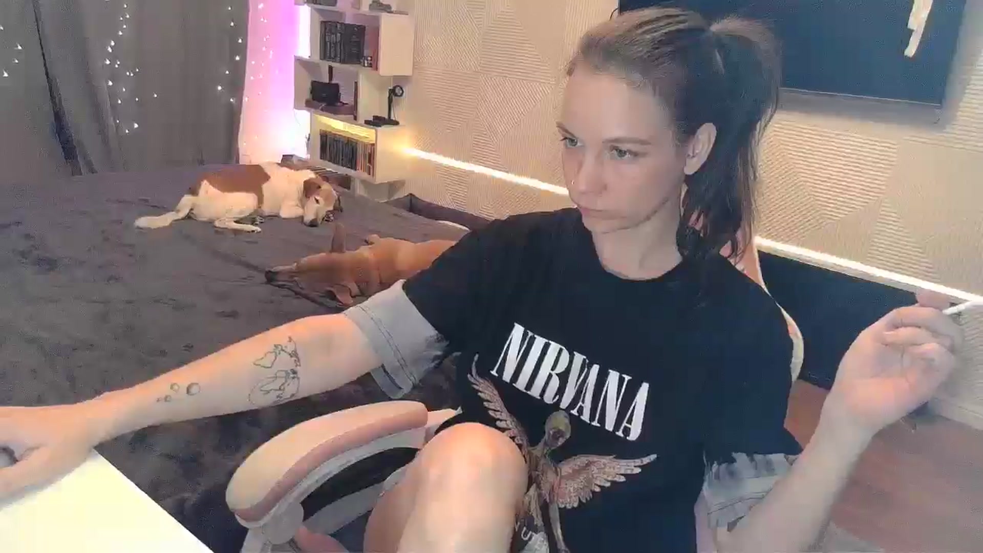 Gallery image thumbnail from Qi_ra's myfreecams stream on, 01/01/2026, 23:04 image 11 of 20
