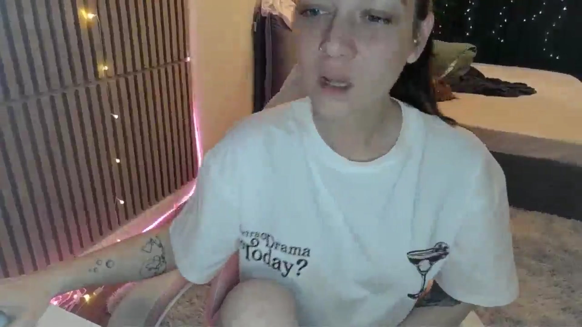 Gallery image thumbnail from Qi_ra's myfreecams stream on, 02/23/2026, 17:22 image 15 of 20
