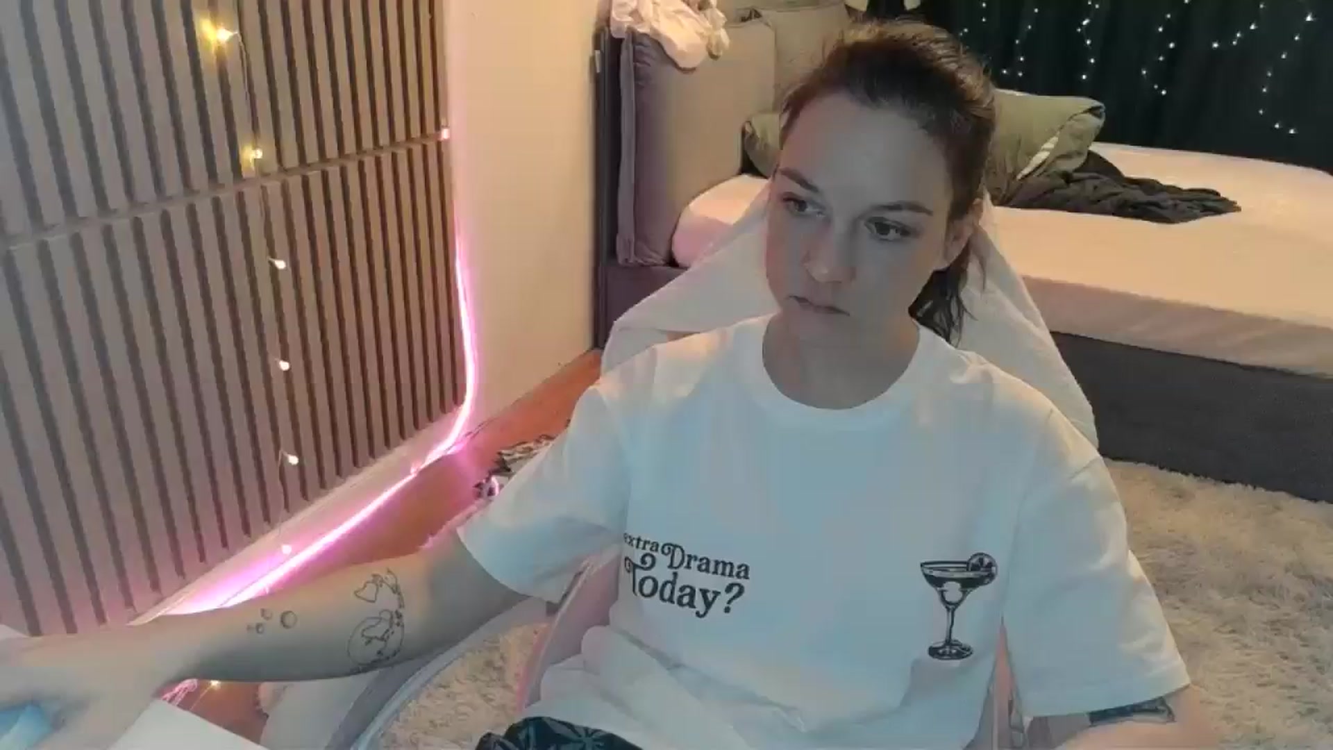 Gallery image thumbnail from Qi_ra's myfreecams stream on, 02/23/2026, 20:13 image 1 of 20