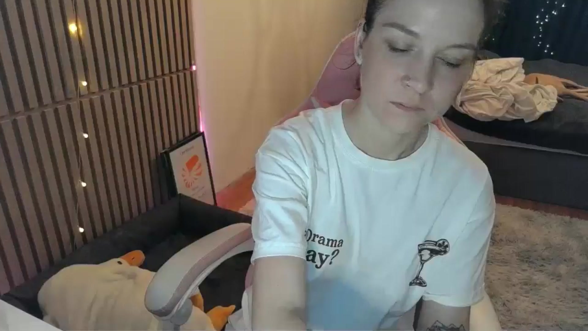 Gallery image thumbnail from Qi_ra's myfreecams stream on, 02/28/2026, 22:56 image 17 of 20