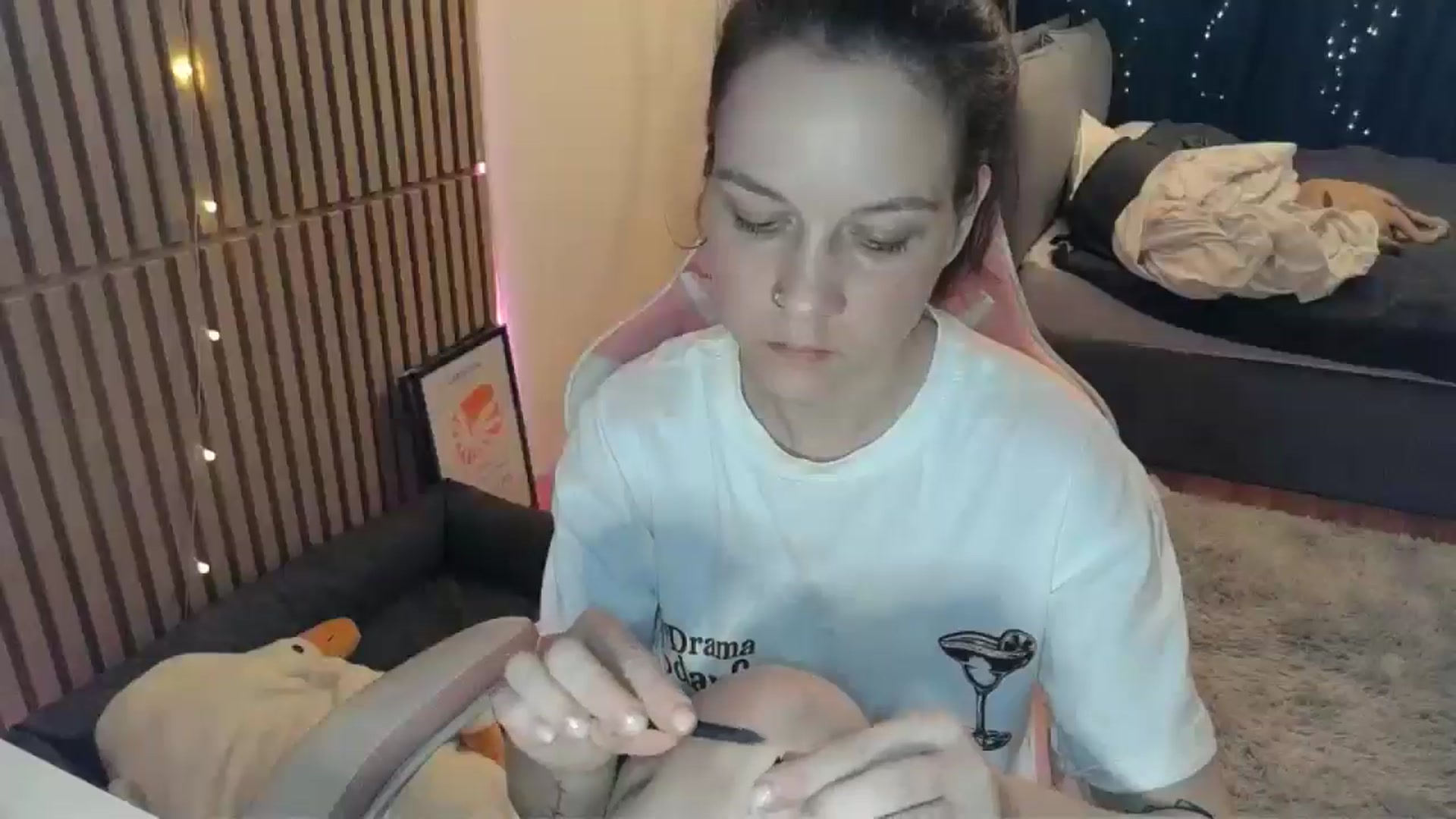 Gallery image thumbnail from Qi_ra's myfreecams stream on, 02/28/2026, 22:56 image 4 of 20