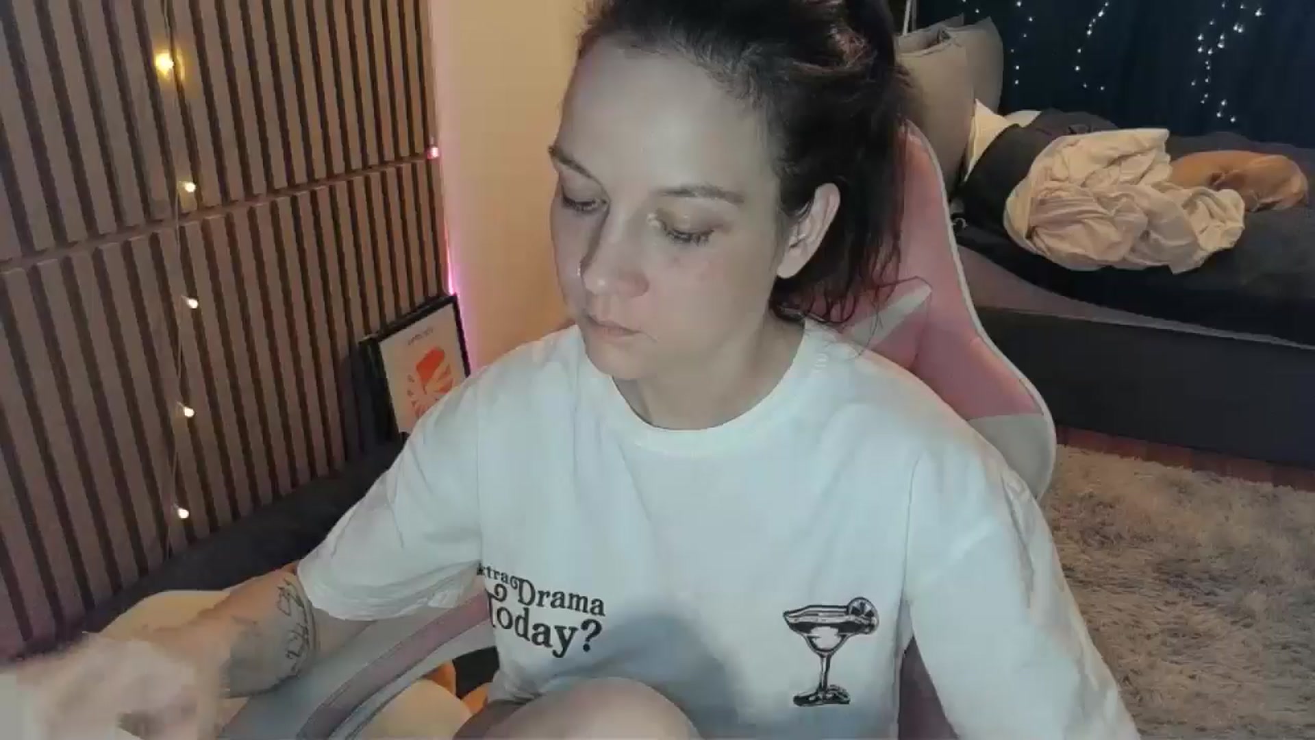 Gallery image thumbnail from Qi_ra's myfreecams stream on, 02/28/2026, 23:21 image 12 of 20