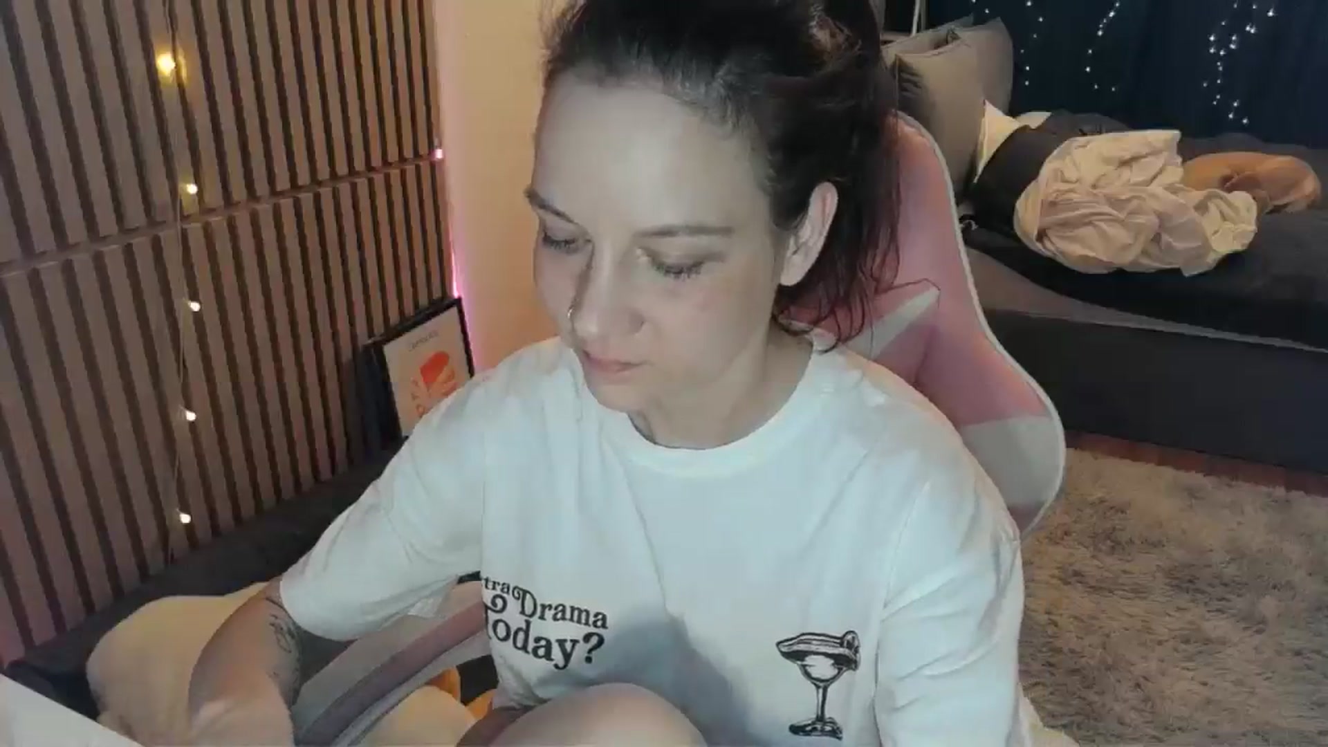 Gallery image thumbnail from Qi_ra's myfreecams stream on, 02/28/2026, 23:21 image 10 of 20