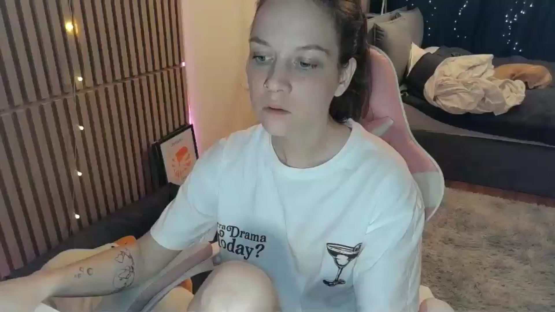 Gallery image thumbnail from Qi_ra's myfreecams stream on, 02/28/2026, 23:21 image 19 of 20