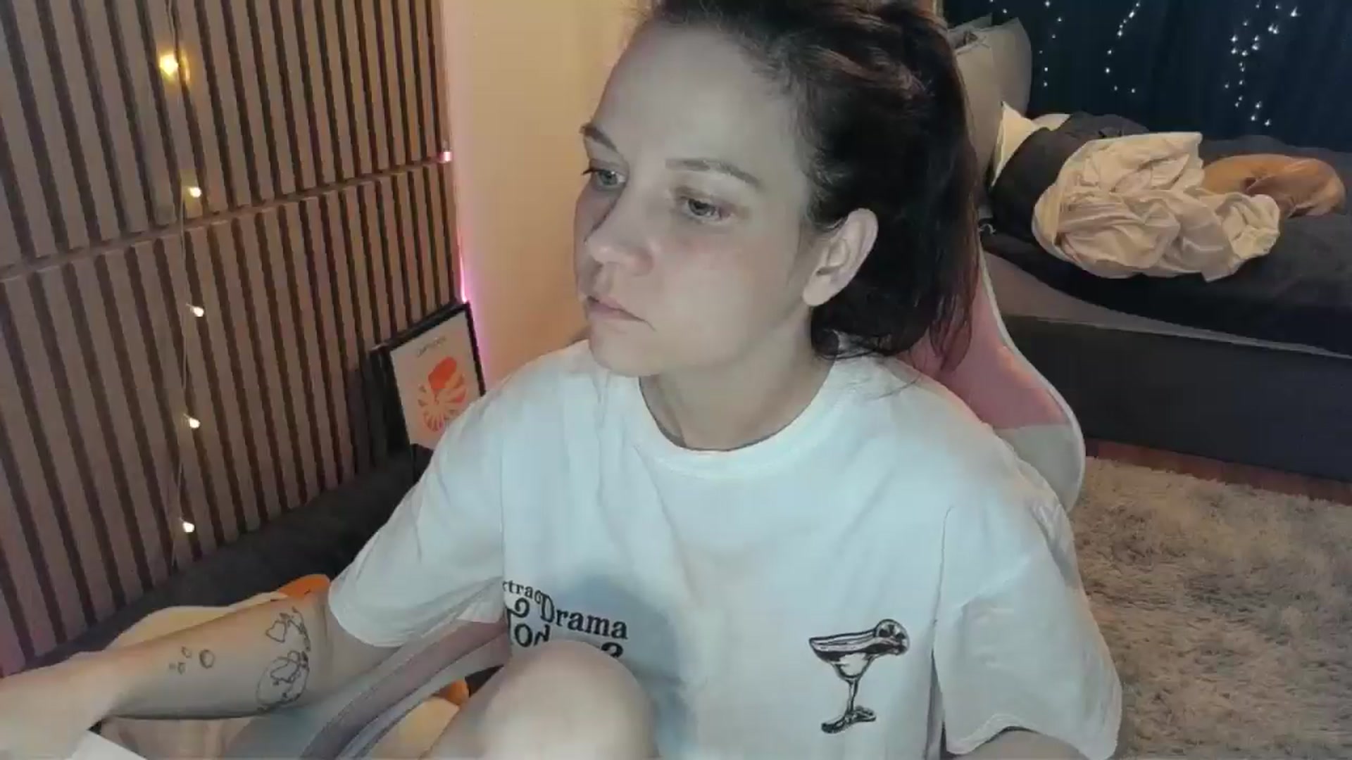 Gallery image thumbnail from Qi_ra's myfreecams stream on, 02/28/2026, 23:21 image 8 of 20