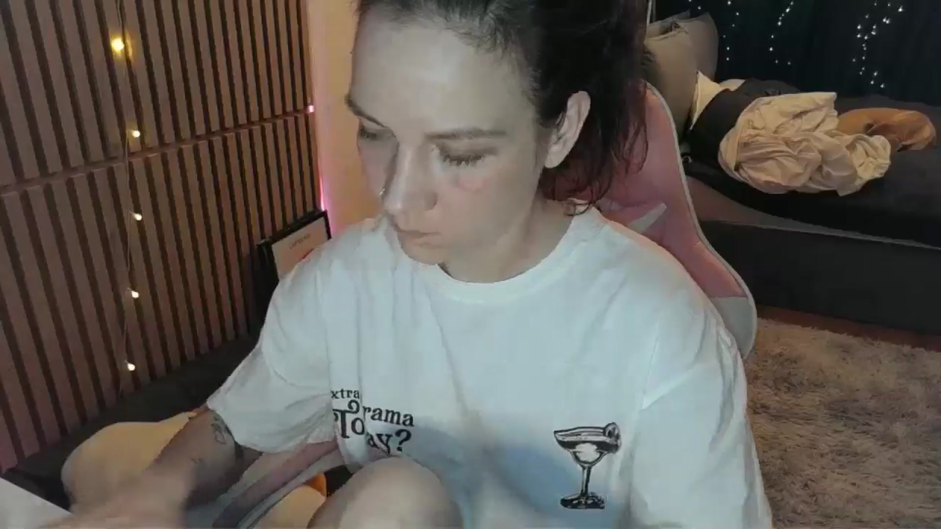 Gallery image thumbnail from Qi_ra's myfreecams stream on, 02/28/2026, 23:21 image 7 of 20