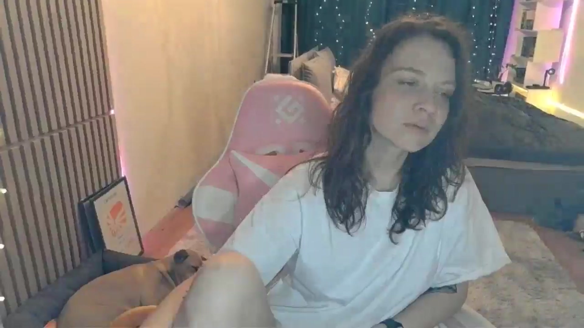 Gallery image thumbnail from Qi_ra's myfreecams stream on, 03/02/2026, 19:51 image 9 of 20