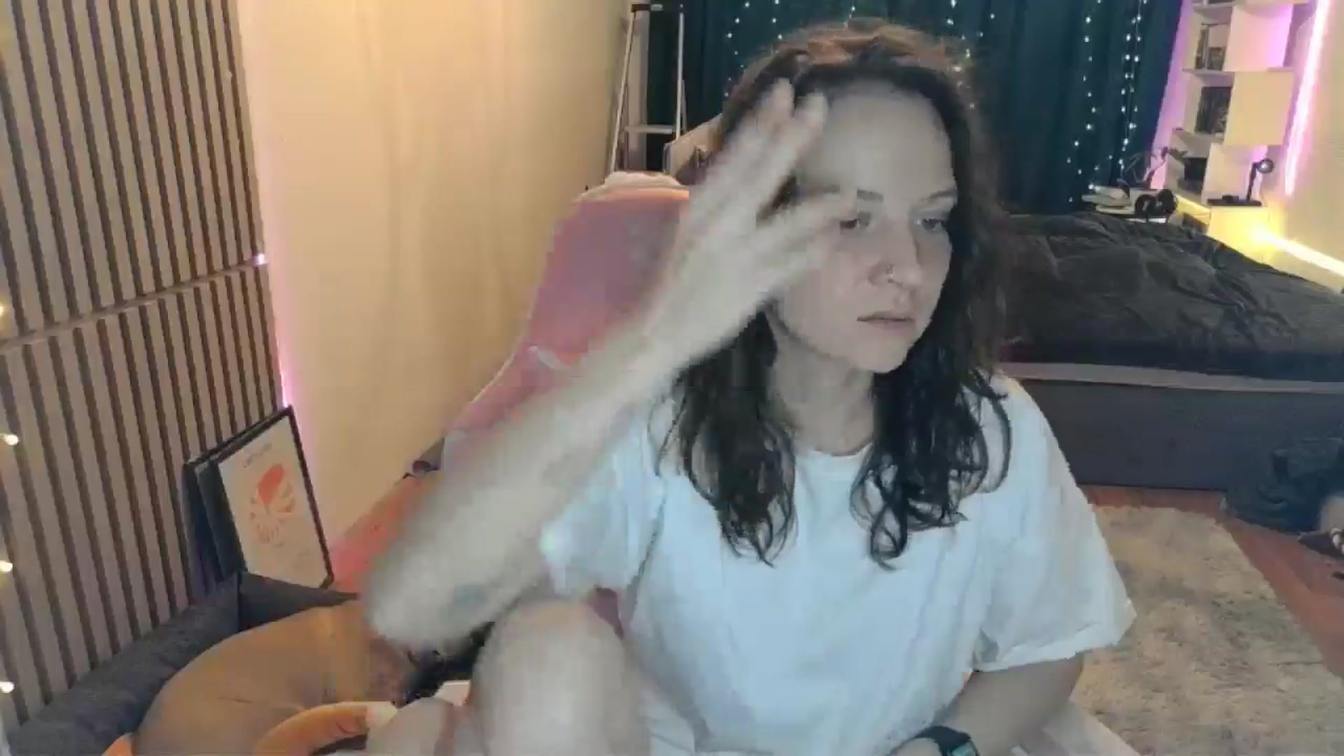 Gallery image thumbnail from Qi_ra's myfreecams stream on, 03/02/2026, 19:51 image 8 of 20