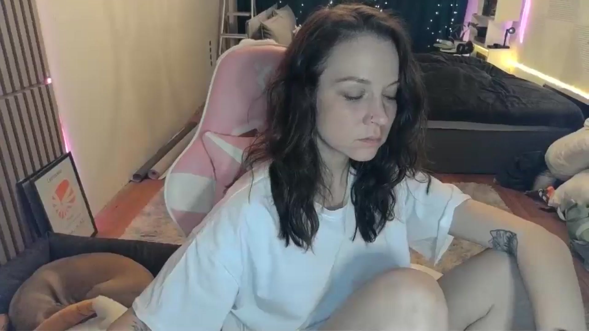 Gallery image thumbnail from Qi_ra's myfreecams stream on, 03/02/2026, 22:42 image 5 of 20