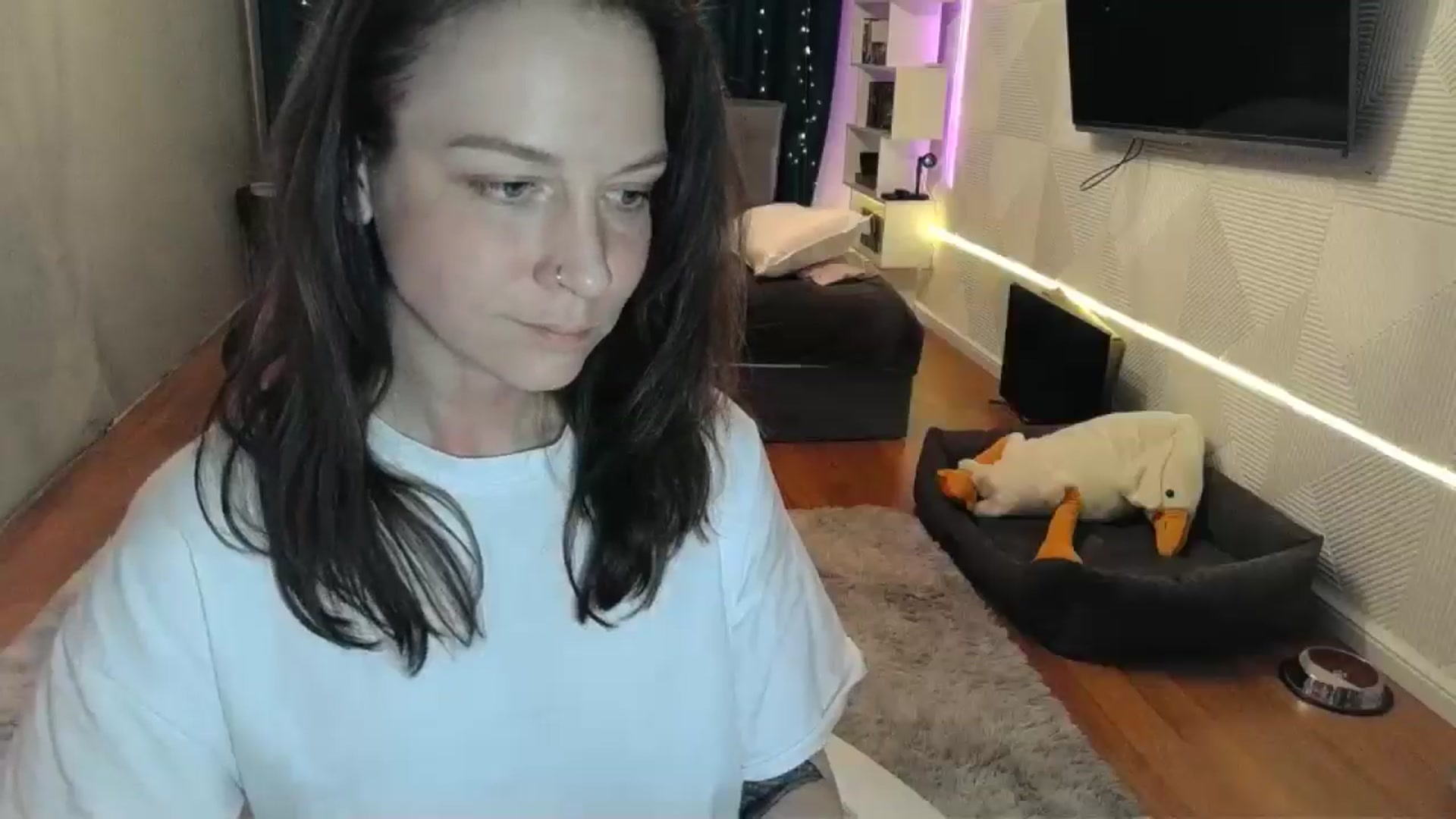 Gallery image thumbnail from Qi_ra's myfreecams stream on, 03/05/2026, 17:04 image 20 of 20